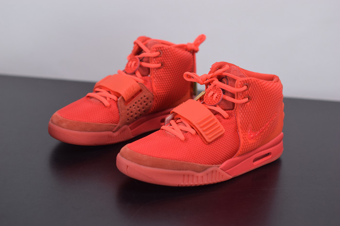 Nike Air YEEZY 2 “Red October” 508214-660