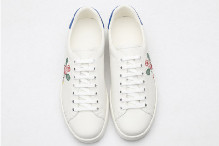 GUCC ACE EMBROIDERED LOW-TOP SNEAKER 603696 AY070 9096