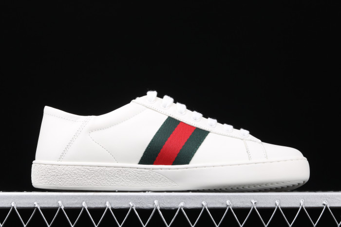 GUCC Ace Embroidered Low-Top Sneaker white with bee ‎429446 02JP0 9064