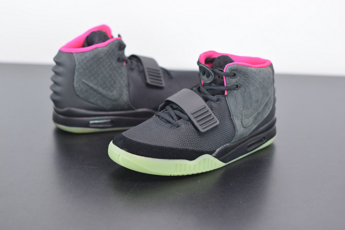 Nike Air Yeezy 2 NRG “Solar Red” 508214-006