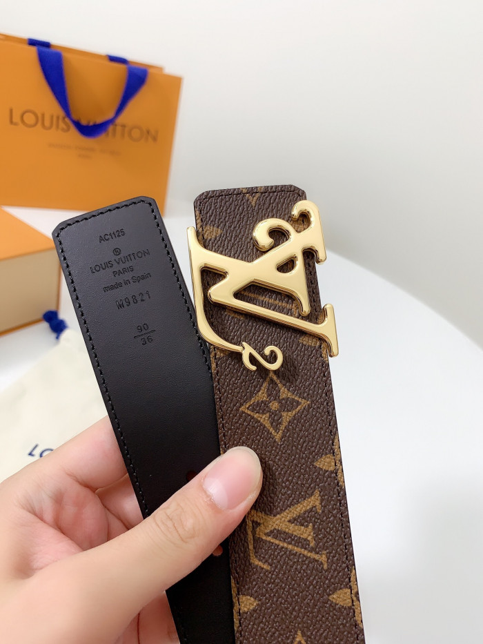 Loui Vuitto Belt-4CM