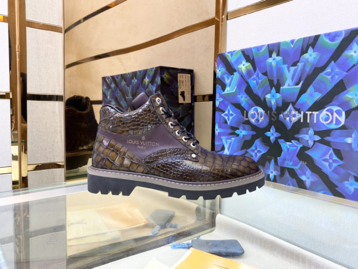 LOUS VUITO BOOTS
